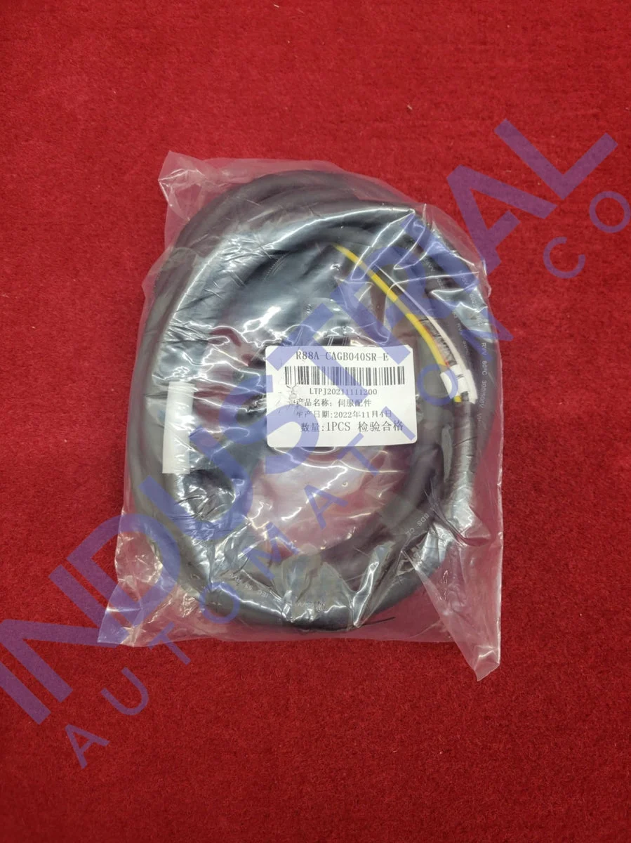 Omron R88A-CAGB040SR-E