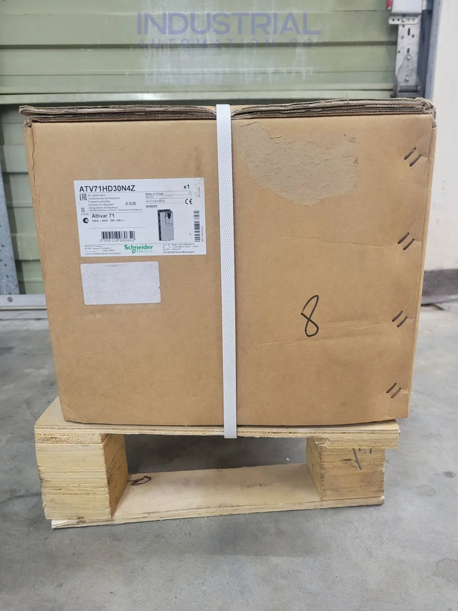 Schneider Electric ATV71HD30N4